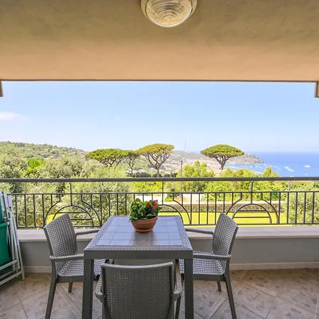 Ischia La Sentinella 3* كازاميتْشيولا تيرمي