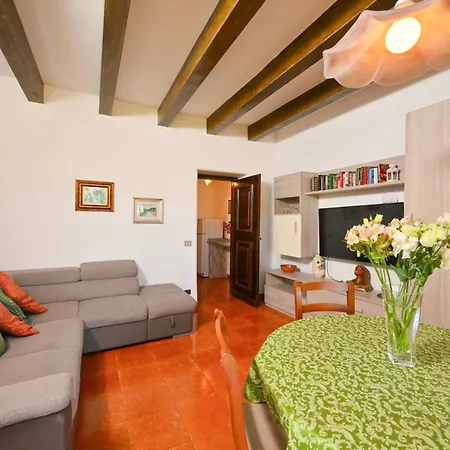 Ischia La Sentinella 3* كازاميتْشيولا تيرمي